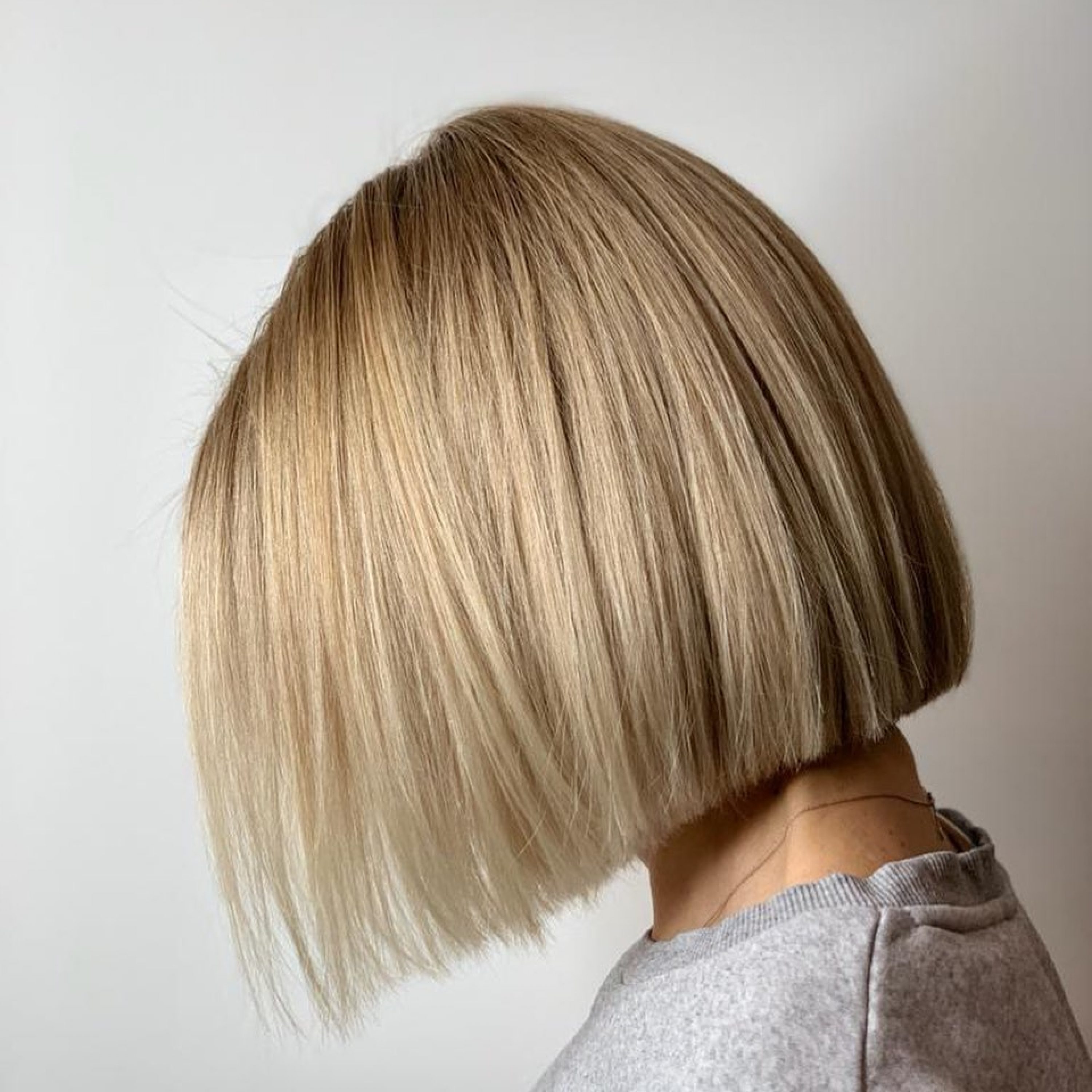 blonde blunt cut bob