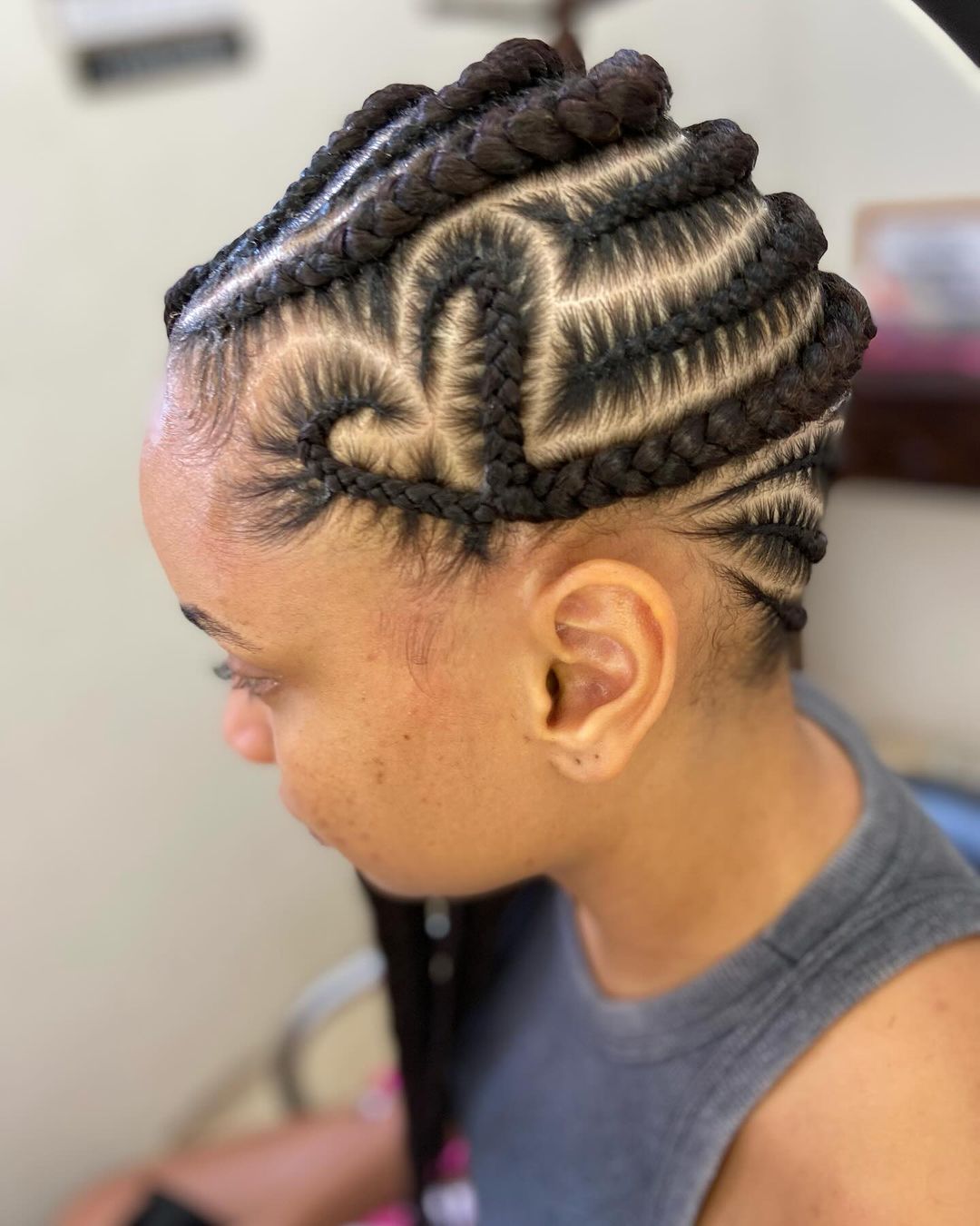 Exploring the World of Layered Braided Hairstyles