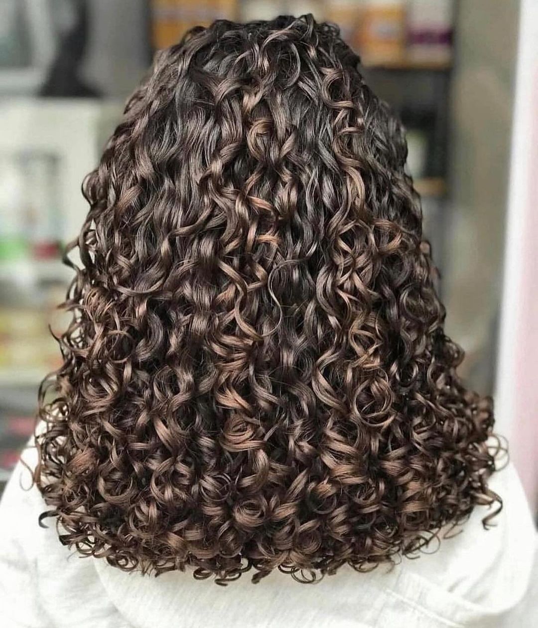 Revolutionizing Your Curls: Layered Curly Hairstyles for Every Length