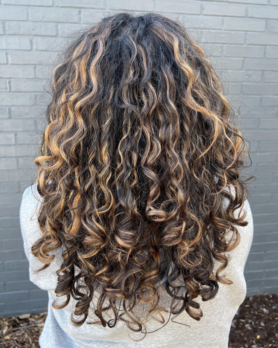 Revolutionizing Your Curls: Layered Curly Hairstyles for Every Length