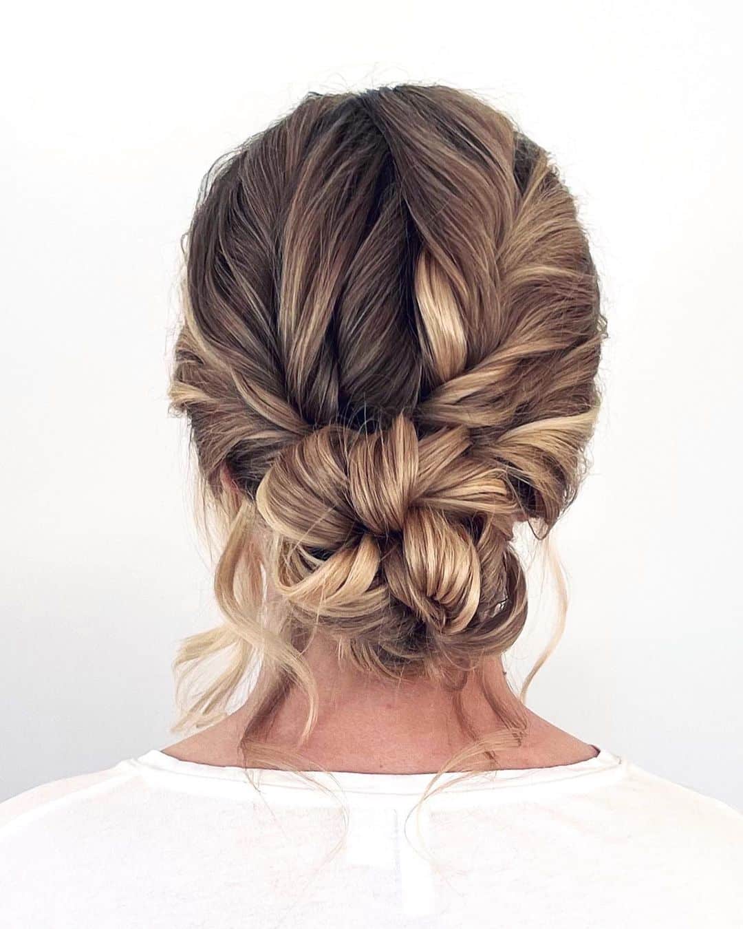 Ultimate Guide to Long Hairstyles: Trends, Tips, and Maintenance