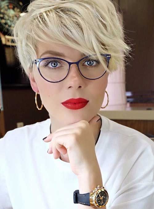 style your long pixie fringe in a messy way to create a chic look