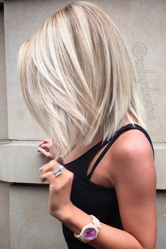 a beautiful and chic ashy blonde long bob is a stylish and chic idea for wearing right now, it looks soft and delicate