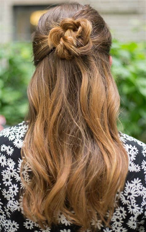 Golden-Cascade Highlights cute hairstyles