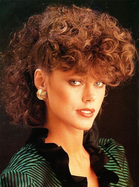 Retro Voluminous Curls 80s hairstyles